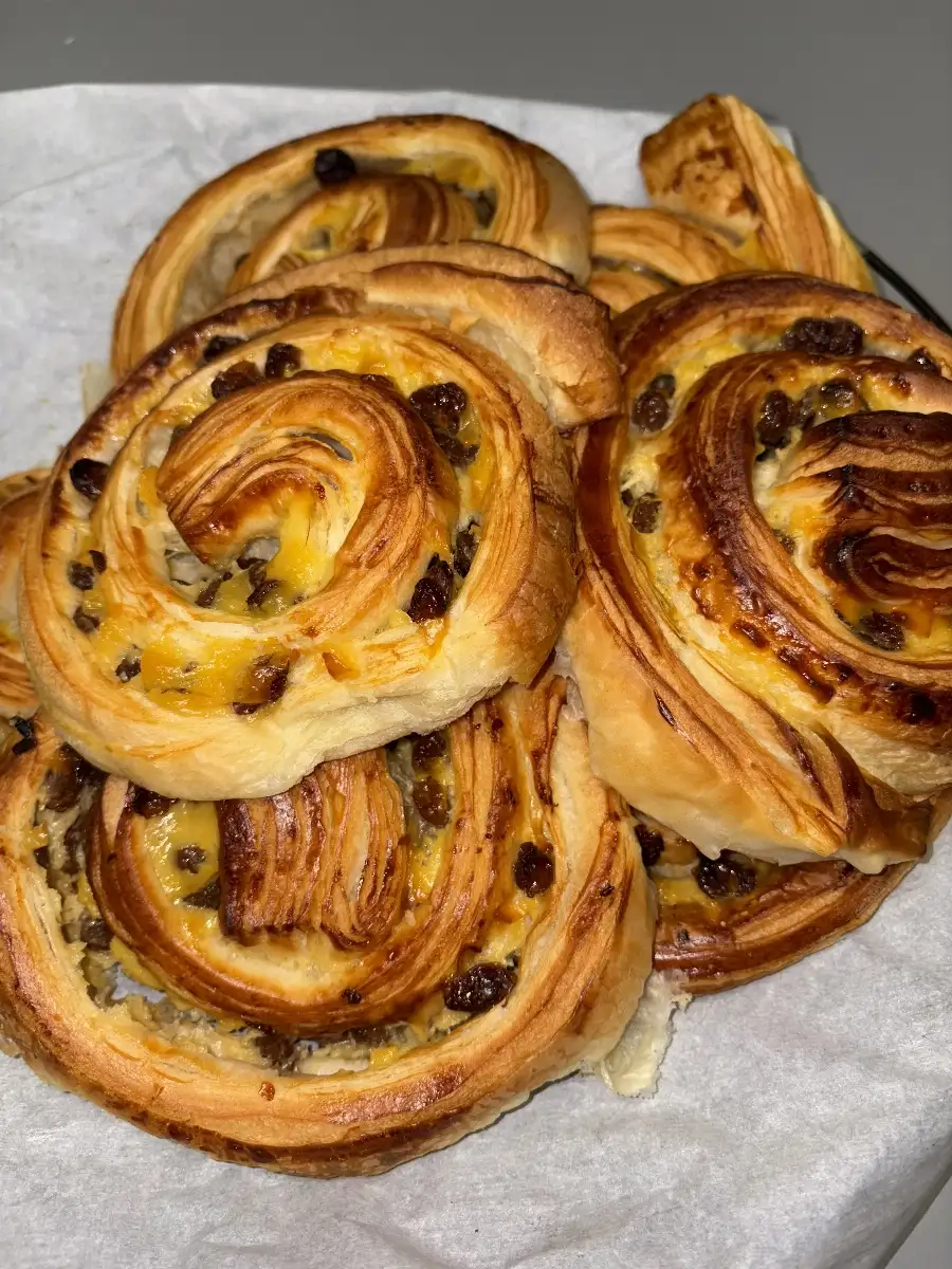 Pain aux raisins